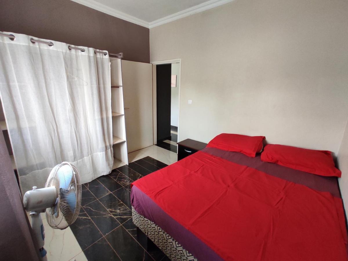 Residence Jardin Tropical Yaounde Exterior photo