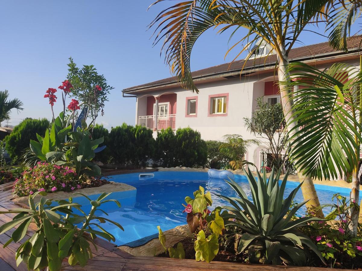 Residence Jardin Tropical Yaounde Exterior photo