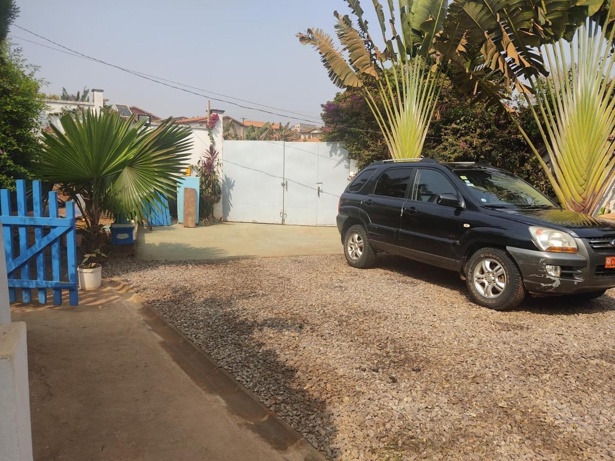 Residence Jardin Tropical Yaounde Exterior photo