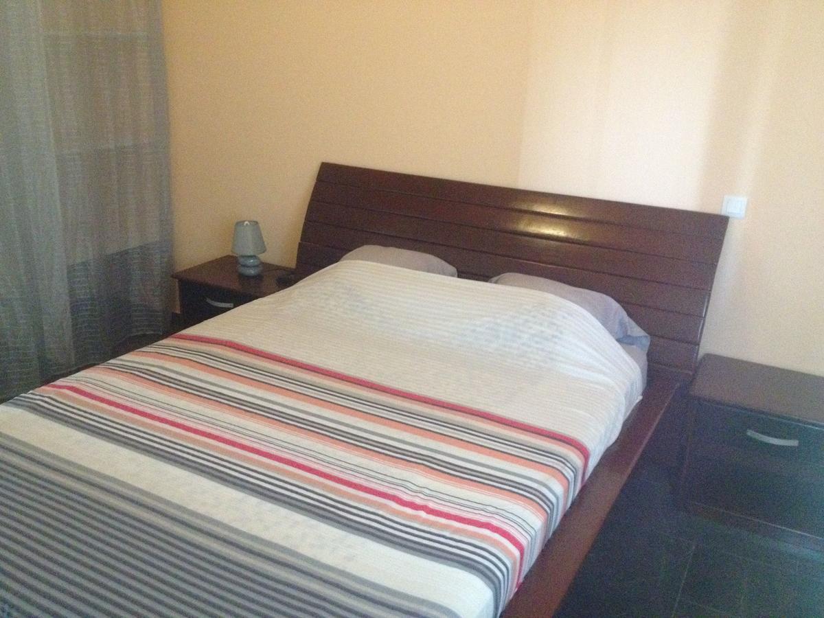 Residence Jardin Tropical Yaounde Exterior photo